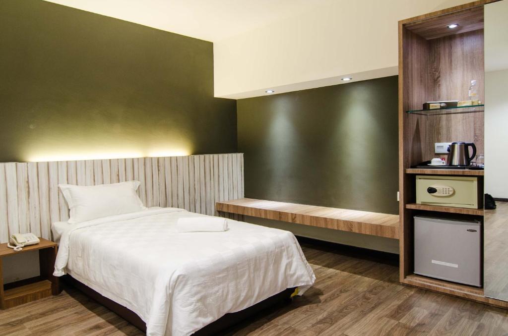 Standard Single Room (No Window)